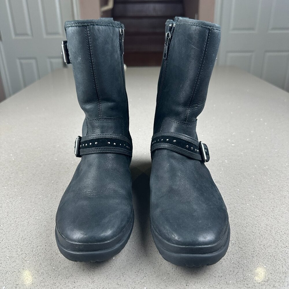 UGG Jenise Waterproof Black Leather Ankle Boots Women’s 6.5 – Style 1018997